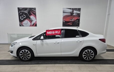 Opel Astra J, 2013 год, 696 000 рублей, 4 фотография
