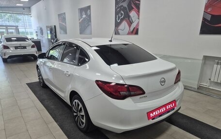 Opel Astra J, 2013 год, 696 000 рублей, 5 фотография