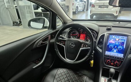 Opel Astra J, 2013 год, 696 000 рублей, 22 фотография