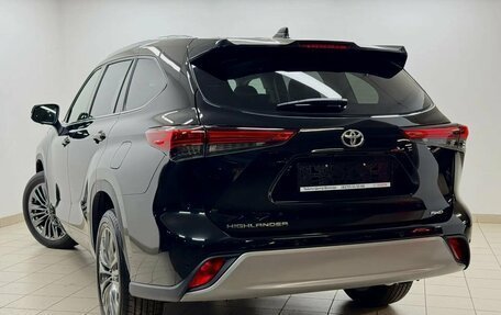 Toyota Highlander, 2025 год, 5 300 000 рублей, 8 фотография