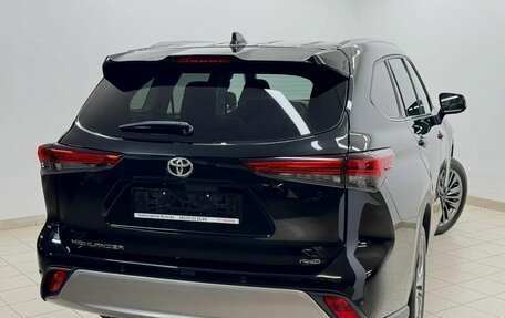 Toyota Highlander, 2025 год, 5 300 000 рублей, 6 фотография