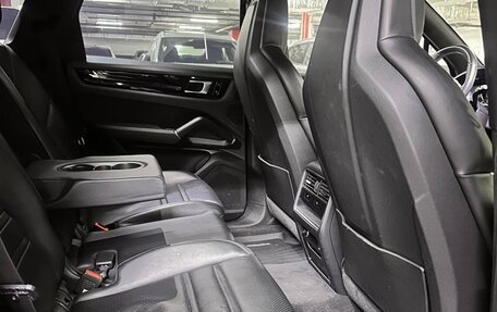 Porsche Cayenne III, 2019 год, 6 950 000 рублей, 7 фотография