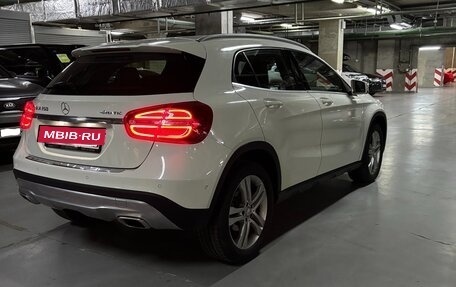 Mercedes-Benz GLA, 2016 год, 2 400 000 рублей, 14 фотография