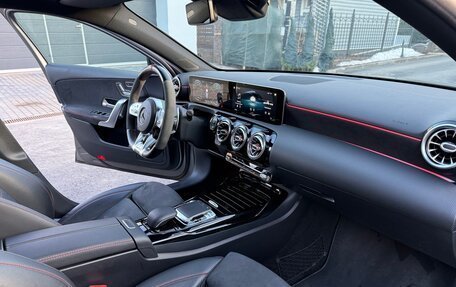 Mercedes-Benz A-Класс AMG, 2019 год, 3 600 000 рублей, 8 фотография