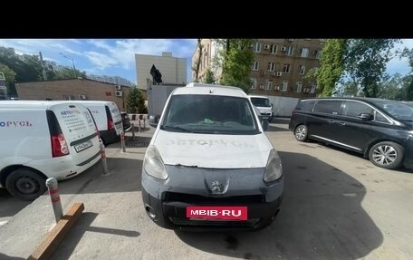 Peugeot Partner II рестайлинг 2, 2013 год, 230 000 рублей, 11 фотография