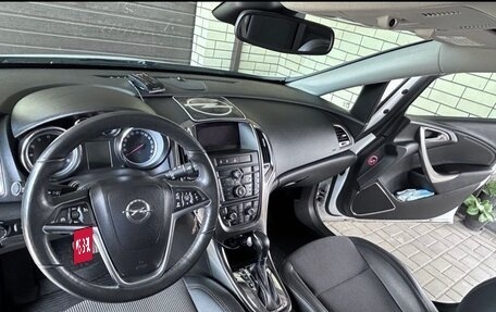 Opel Astra J, 2010 год, 1 200 000 рублей, 5 фотография