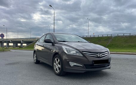 Hyundai Solaris II рестайлинг, 2015 год, 800 000 рублей, 6 фотография