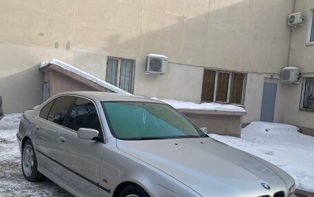 BMW 5 серия, 1999 год, 750 000 рублей, 16 фотография