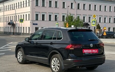 Volkswagen Tiguan II, 2017 год, 2 100 000 рублей, 4 фотография