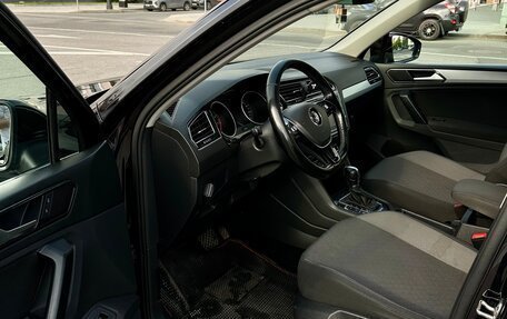 Volkswagen Tiguan II, 2017 год, 2 100 000 рублей, 10 фотография