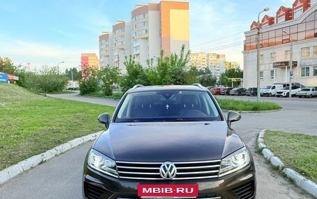 Volkswagen Touareg III, 2016 год, 2 830 000 рублей, 2 фотография
