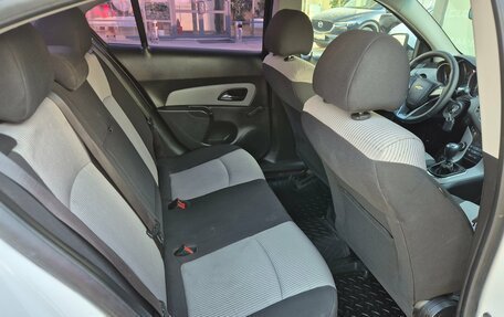 Chevrolet Cruze II, 2012 год, 695 000 рублей, 8 фотография