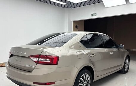 Skoda Octavia, 2022 год, 1 600 000 рублей, 16 фотография