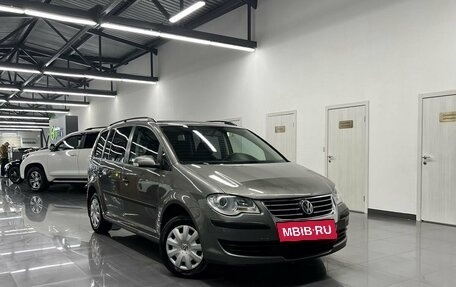 Volkswagen Touran III, 2008 год, 875 000 рублей, 5 фотография