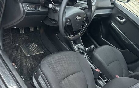 KIA Rio III рестайлинг, 2015 год, 750 000 рублей, 3 фотография
