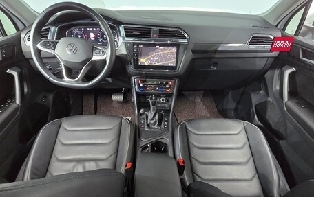 Volkswagen Tiguan II, 2022 год, 2 844 000 рублей, 6 фотография