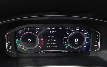 Volkswagen Tiguan II, 2022 год, 2 844 000 рублей, 8 фотография