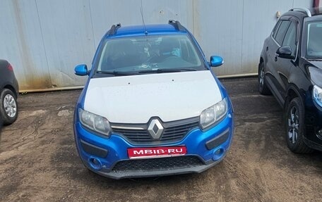 Renault Sandero II рестайлинг, 2015 год, 550 000 рублей, 1 фотография