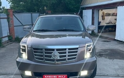 Cadillac Escalade III, 2011 год, 2 550 000 рублей, 1 фотография
