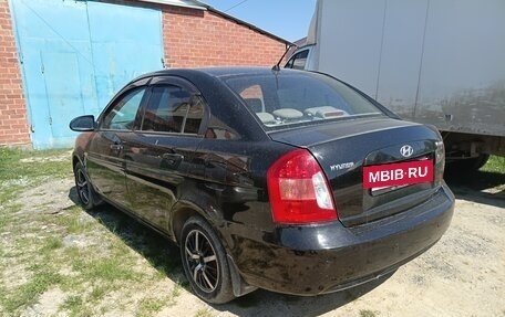 Hyundai Verna II, 2008 год, 400 000 рублей, 3 фотография