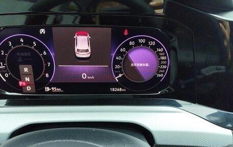 Volkswagen Golf VIII, 2022 год, 1 750 000 рублей, 4 фотография