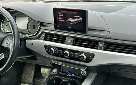 Audi A4, 2017 год, 1 990 000 рублей, 11 фотография