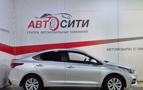 Hyundai Solaris II рестайлинг, 2018 год, 1 305 000 рублей, 4 фотография