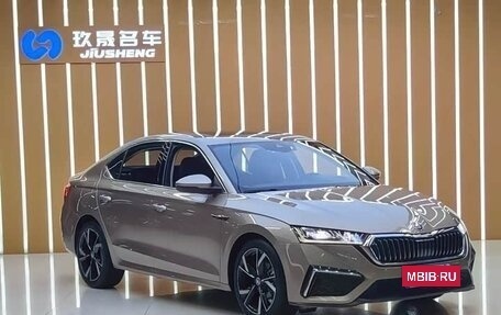 Skoda Octavia IV, 2022 год, 2 100 000 рублей, 2 фотография
