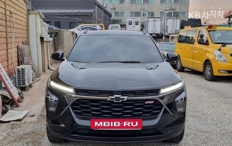 Chevrolet Trax, 2023 год, 1 630 000 рублей, 2 фотография