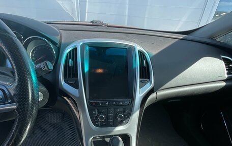 Opel Astra J, 2013 год, 836 000 рублей, 9 фотография