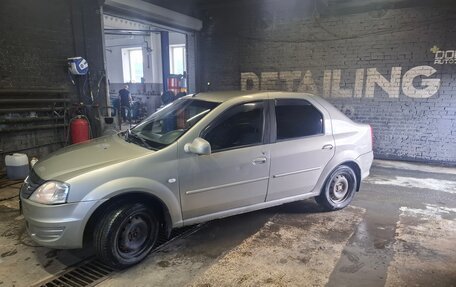 Renault Logan I, 2010 год, 380 000 рублей, 4 фотография
