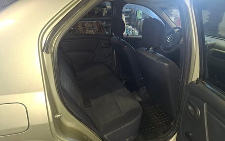 Renault Logan I, 2010 год, 380 000 рублей, 6 фотография