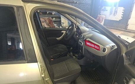 Renault Logan I, 2010 год, 380 000 рублей, 5 фотография