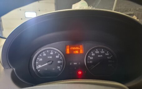 Renault Logan I, 2010 год, 380 000 рублей, 7 фотография
