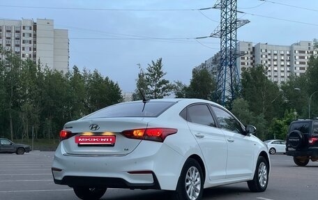 Hyundai Solaris II рестайлинг, 2017 год, 1 200 000 рублей, 5 фотография