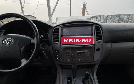 Toyota Land Cruiser 100 рестайлинг 2, 2006 год, 1 600 000 рублей, 7 фотография