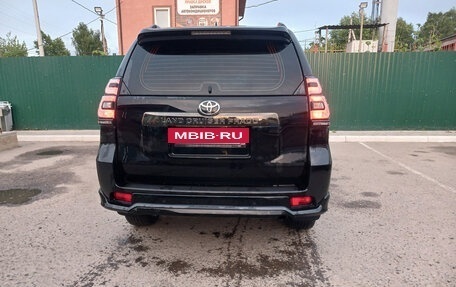 Toyota Land Cruiser Prado 150 рестайлинг 2, 2023 год, 7 950 000 рублей, 4 фотография