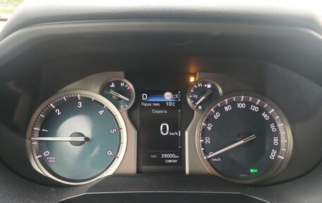 Toyota Land Cruiser Prado 150 рестайлинг 2, 2023 год, 7 950 000 рублей, 8 фотография
