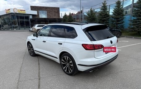 Volkswagen Touareg III, 2018 год, 3 850 000 рублей, 9 фотография