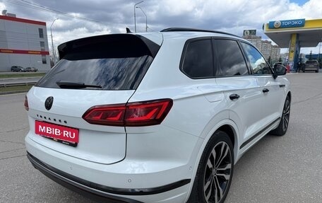 Volkswagen Touareg III, 2018 год, 3 850 000 рублей, 7 фотография
