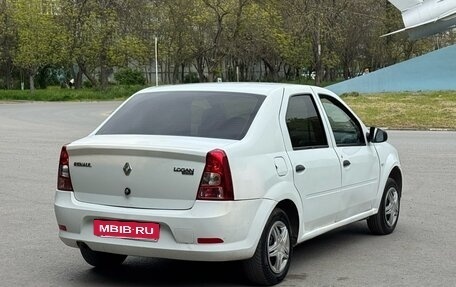 Renault Logan I, 2015 год, 255 000 рублей, 3 фотография