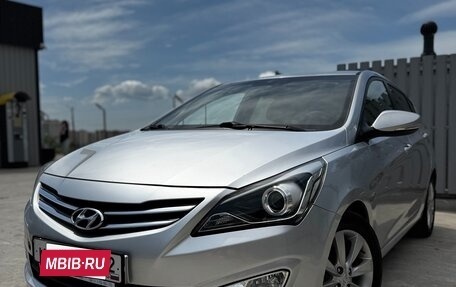 Hyundai Solaris II рестайлинг, 2014 год, 1 100 000 рублей, 13 фотография