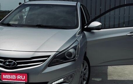 Hyundai Solaris II рестайлинг, 2014 год, 1 100 000 рублей, 11 фотография