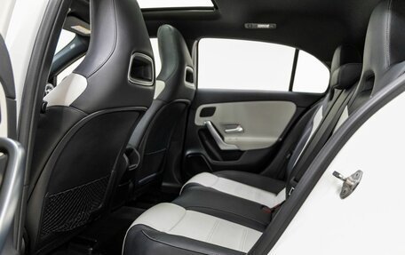 Mercedes-Benz A-Класс, 2020 год, 2 458 000 рублей, 39 фотография