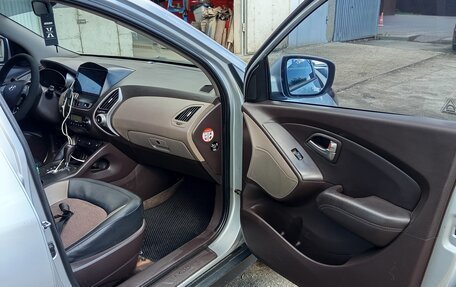 Hyundai ix35 I рестайлинг, 2010 год, 1 070 000 рублей, 16 фотография