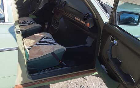Mercedes-Benz W124, 1984 год, 500 000 рублей, 5 фотография