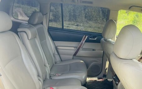 Toyota Highlander III, 2013 год, 7 фотография