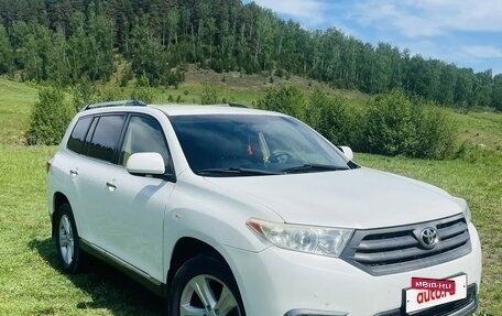 Toyota Highlander III, 2013 год, 8 фотография
