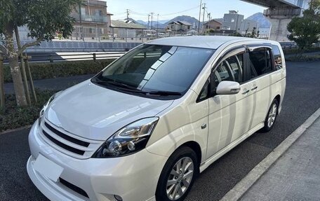 Toyota ISis I, 2016 год, 1 фотография