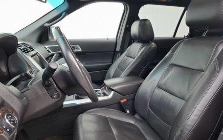 Ford Explorer VI, 2013 год, 1 700 000 рублей, 10 фотография
